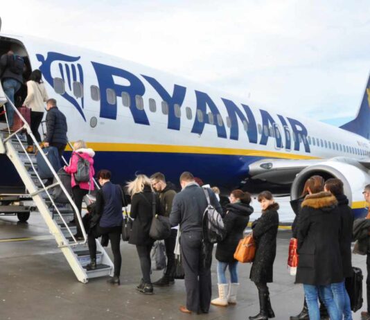 Ryanair zmienia ceny biletów - koniec ery tanich lotów