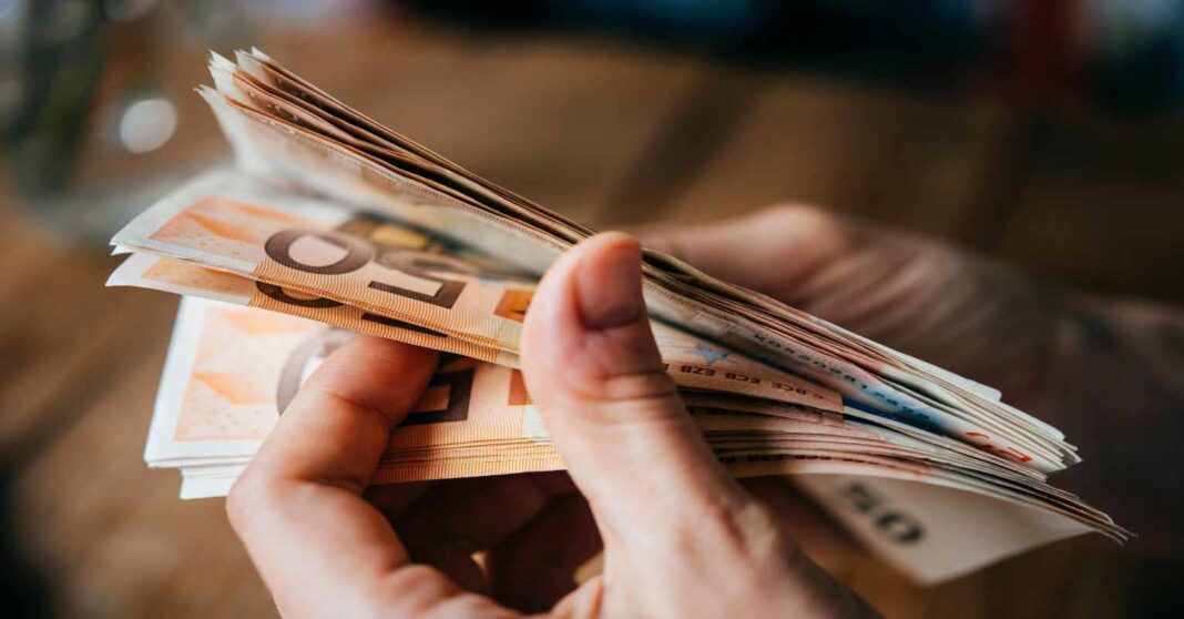 Kierowcy w Irlandii nadal płacą dużo - nie pomogły nowe przepisy