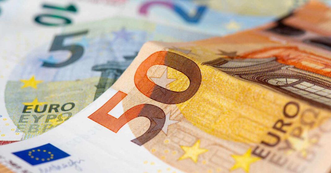 Zmiana stawki krajowej płacy minimalnej w Irlandii Zmiana stawki krajowej płacy minimalnej w Irlandii
