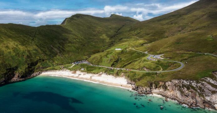 Irlandzka perła na liście 100 Najlepszych Plaż Świata według Lonely Planet