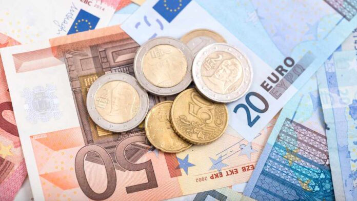 Podwyżka płac dla kolejnej grupy pracowników w Irlandii