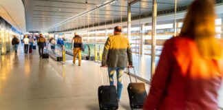 Awantura o bagaże na lotnisku - pasażerowie nie wrócili do Irlandii