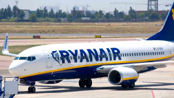 Awaryjne lądowanie samolotu Ryanair lecącego z Irlandii