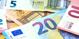Wyższe pensje dla pracowników w Irlandii - kto dostanie