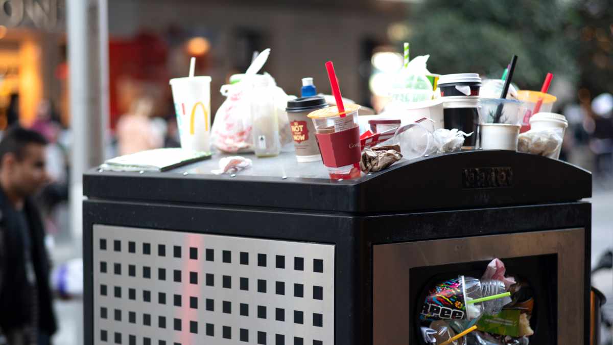 Zmiany dla mieszkańców – Irlandia rezygnuje z plastiku