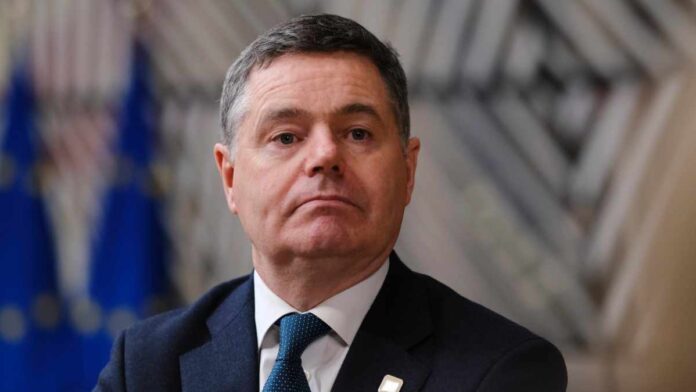 Rząd Irlandii zwleka z decyzją - obietnica zostanie złamana Rząd Irlandii zwleka z decyzją - obietnica zostanie złamana