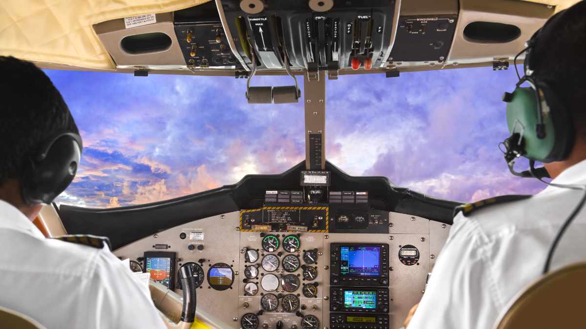 Dziwne światła na niebie nad Irlandią – seria zgłoszeń o UFO