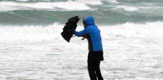 Sztorm Eddie nad Irlandią - kolejne groźne załamanie pogody