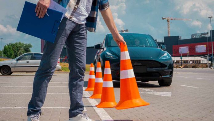 Problemy z egzaminami na prawo jazdy w Irlandii Ważne zmiany dla kursantów